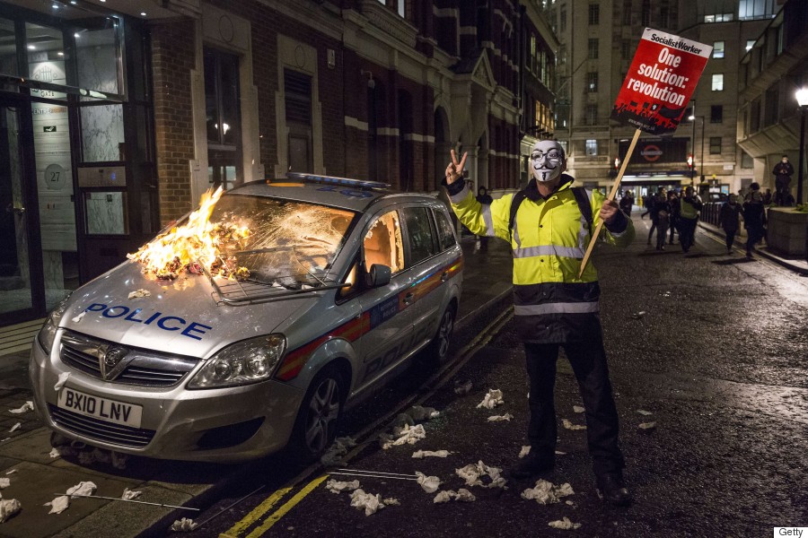 Million Mask March London 2015 Live: Bonfire Night Chaos Ensues As ...