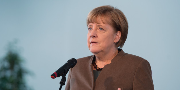 Angela Merkel verteidigt die Absage des Länderspiels