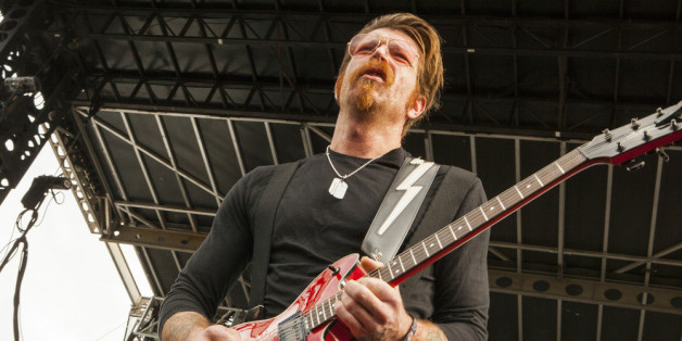 In einem Statement gab Eagles of Death Metal vorerst den Verzicht auf Konzerte bekannt.