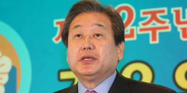 새누리당 김무성 대표가 20일 서울 종로구 세종문화회관에서 열린 제52회 경우의 날 기념식에서 축사를 하고 있다. ⓒ연합뉴스