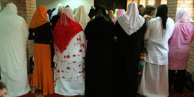 Athens, GREECE: Muslim attend the Friday prayers 22 June 2007 in the newly opened Greek-Arabic educational and cultural center in Athens, which also hosts the first mosque in the Greek capital. The facility will be officially inaugurated later in the day AFP PHOTO / Louisa Gouliamaki (Photo credit should read LOUISA GOULIAMAKI/AFP/Getty Images)