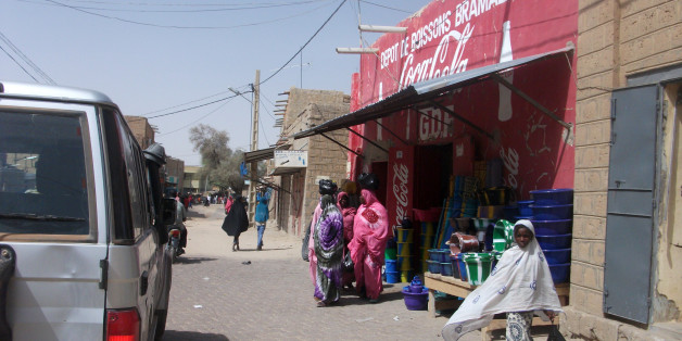 Radical Islamists occupying Timbuktu are harassing unveiled women, locals say.
<a href="http://www.magharebia.com/r/6k30" rel="nofollow">www.magharebia.com/r/6k30</a>
Ø§ÙØ³Ùا٠ÙÙÙÙÙÙ Ø¥Ù Ø§ÙØ¥Ø³ÙاÙ
ÙÙ٠اÙÙ
تطرÙÙÙ Ø§ÙØ°ÙÙ ÙØØªÙÙ٠تÙ
Ø¨ÙØªÙ ÙØ¶Ø§ÙÙÙ٠اÙÙØ³Ø§Ø¡ ØºÙØ± اÙÙ
ØªØØ¬Ø¨Ø§Øª.
<a href="http://www.magharebia.com/r/6k31" rel="nofollow">www.magharebia.com/r/6k31</a>
Les femmes qui ne portent pas le voile sont harcelées par les islamistes radicaux qui occupent Tombouctou, expliquent les habitants.
<a href="http://www.magharebia.com/r/6k32" rel="nofollow">www.magharebia.com/r/6k32</a>