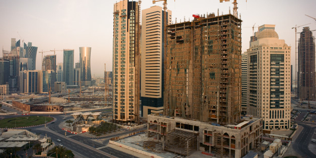 Mamiya M645 Pro with Kodak Ektar 100 negative film scanned by NCPS. 35mm f3.5 wideangle lens.From a photo morning with good friend, Wessel. These were taken from the Four Seasons Hotel.