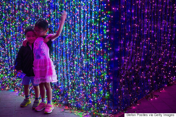 Canberra Smashes World Record For Most Lights On A Christmas Tree