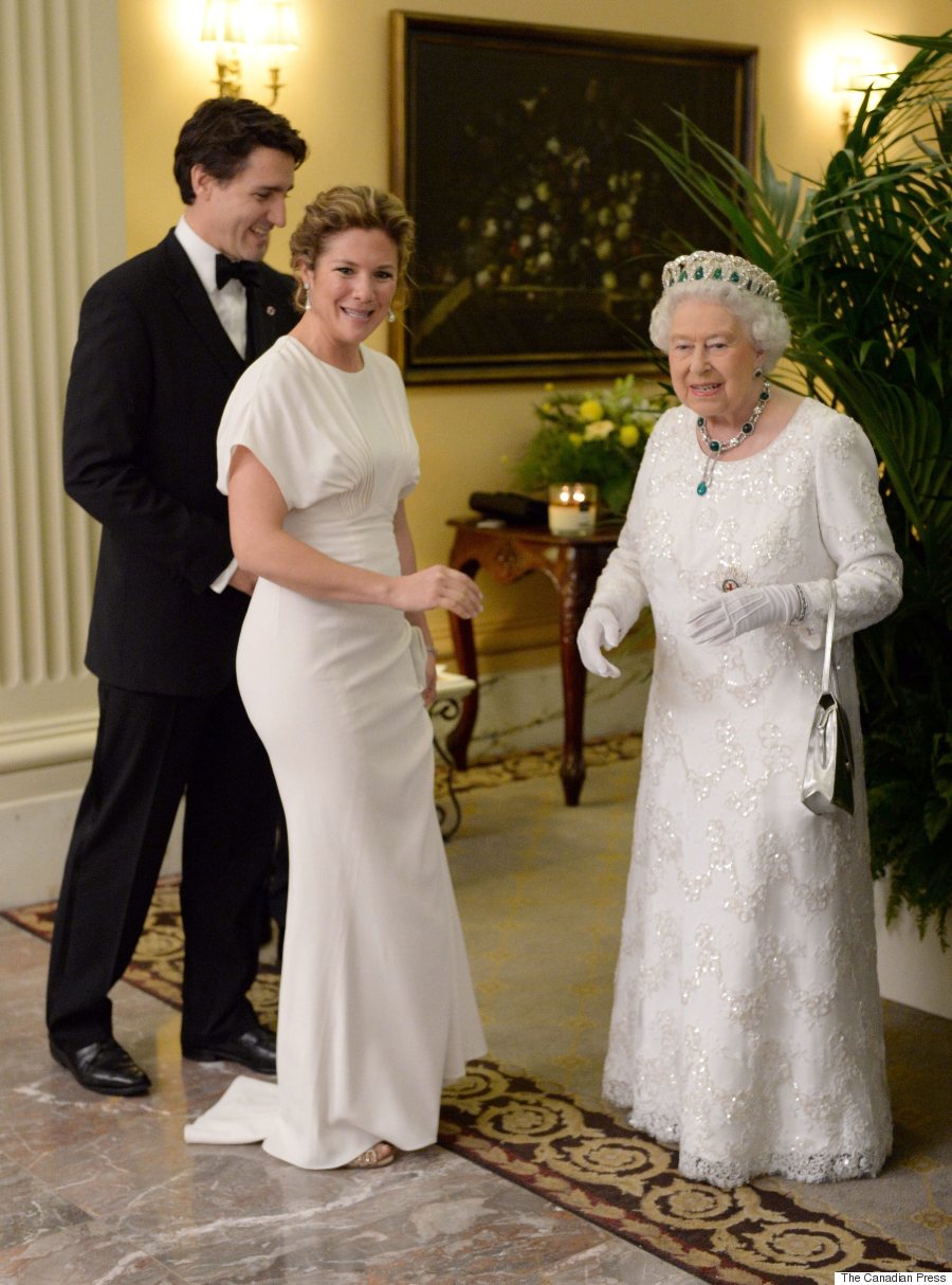 Sophie Grgoire-Trudeau Is The Picture Of Elegance To Meet The Queen