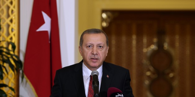 DOHA, QATAR - DECEMBER 02: Turkish President Recep Tayyip Erdogan speaks during a joint press conference wit Qatar's Emir Sheikh Tamim bin Hamad Al Thani (not seen) following their meeting in Doha, Qatar in December 02, 2015. (Photo by Evrim Aydin/Anadolu Agency/Getty Images)
