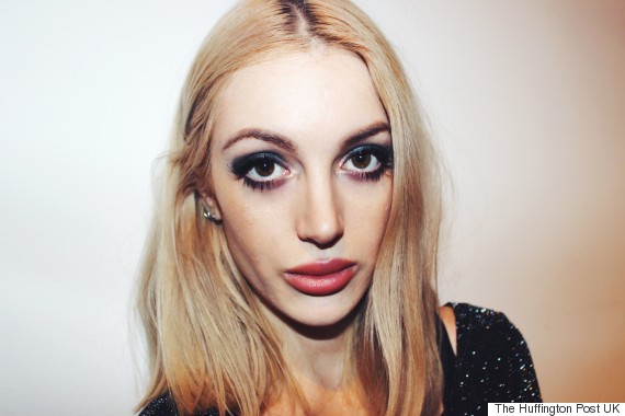 How To Get Ready For The Office Christmas Party At Your Desk In 5 Christmas Party Makeup