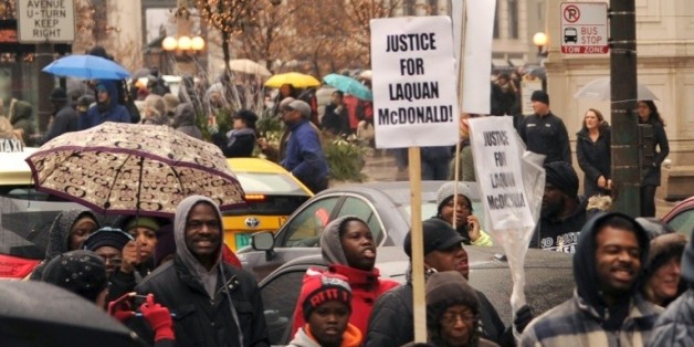 Manifestation, le 27 novembre 2015 à Chicago, après la mort d'un adolescent noir abattu par un policier blanc