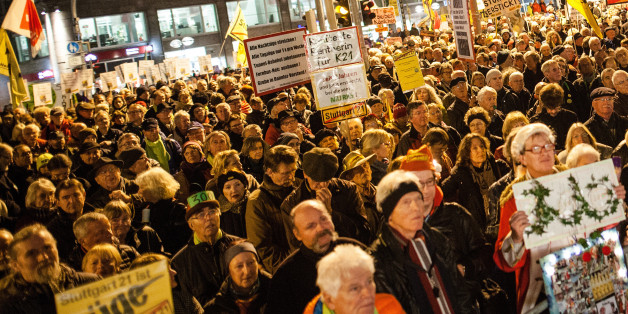Stuttgart 21: So sieht es aus, wenn sich deutsche Bürger wirklich wehren