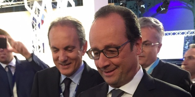 François Hollande visite le stand marocain à la COP21