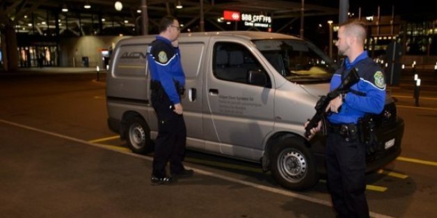 Menace terroriste à Genève: 2 hommes arrêtés, des traces d'explosifs dans leur voiture