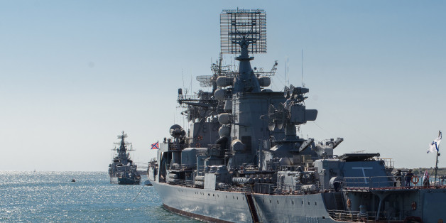 Russian naval ships Kerch and Smetlivy (ÐÐÐ ÐеÑÑÑ Ð¸ ÐÐРСмеÑливÑй)