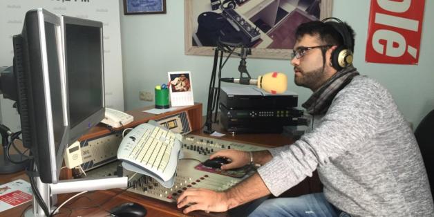 Un Marocain demande l’aide d’une radio espagnole pour rendre un portefeuille perdu.