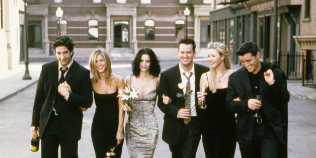 FRIENDS -- Season 6 -- Pictured: (l-r) David Schwimmer as Ross Geller, Jennifer Aniston as Rachel Green, Courteney Cox as Monica Geller, Matthew Perry as Chandler Bing, Lisa Kudrow as Phoebe Buffay, Matt LeBlanc as Joey Tribbiani -- (Photo by: NBC/NBCU Photo Bank via Getty Images)