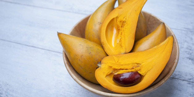 Closeup Eggfruit in wooden bowl