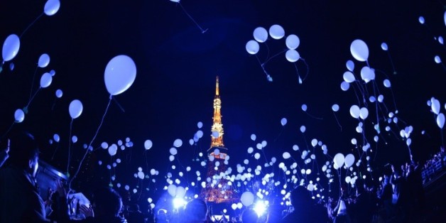 Lâcher de ballons pour le Nouvel An à Tokyo, le 1er janvier 2016
