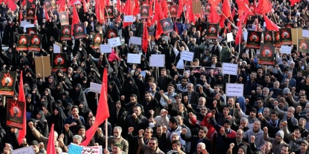 Manifestation le 4 janvier 2016 à Téhéran contre l'exécution de Nimr al-Nimr en Arabie