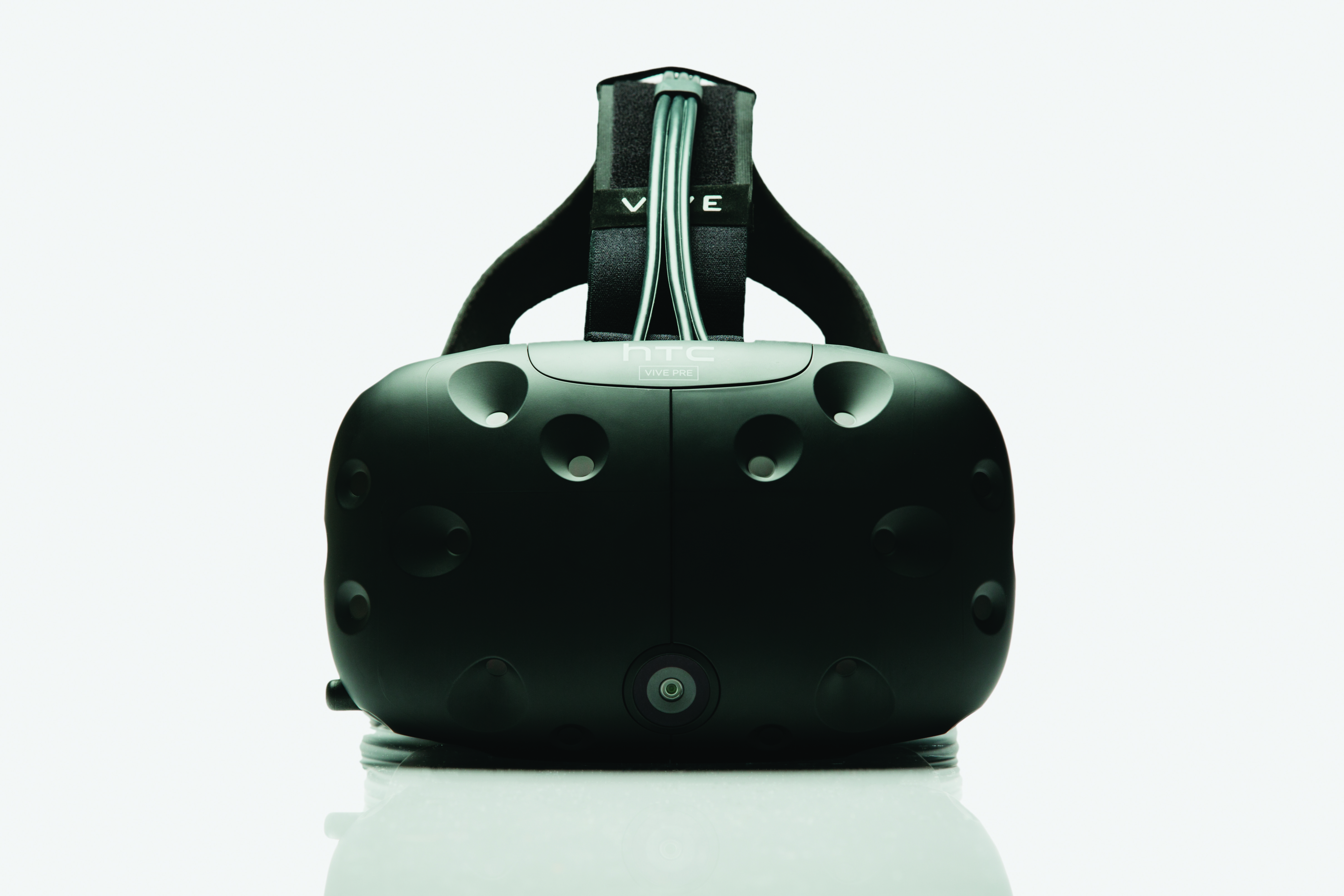 This Is The Year Virtual Reality Changes Everything, And