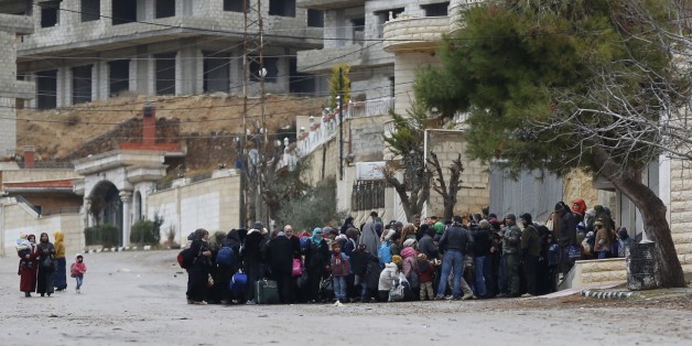 Des habitants de Madaya en attente d'aide