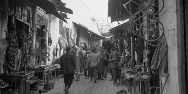 Image d'archive d'une rue à Tunis
