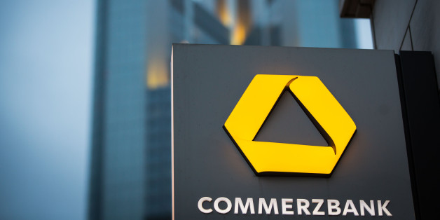 Commerzbank: 15.000 Kunden müssen ihre Kreditkarten austauschen lassen.