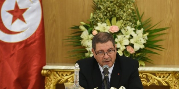 Le Premier ministre tunisien Habib Essid lors d'une réunion extraordinaire du gouvernement, le 23 janvier 2016 à Tunis