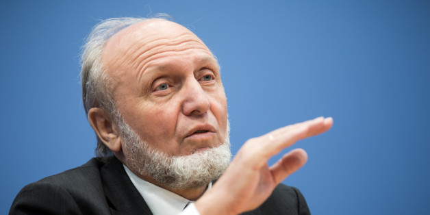 Hans-Werner Sinn warnt vor "Wildwestgesellschaft" durch unkontrollierten Zuzug von Flüchtlingen