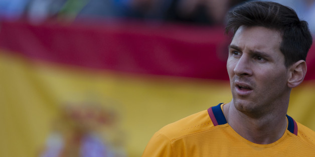 FC Barcelona's Lionel Messi, gestures during a Spanish La Liga soccer match between Malaga and Barcelona at La Rosaleda stadium in Malaga, Spain, Saturday, Jan. 23, 2016. (AP Photo/Daniel Tejedor)