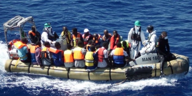 La Marine royale intervient pour stopper 12 immigrés clandestins qui voulaient rejoindre l'Espagne