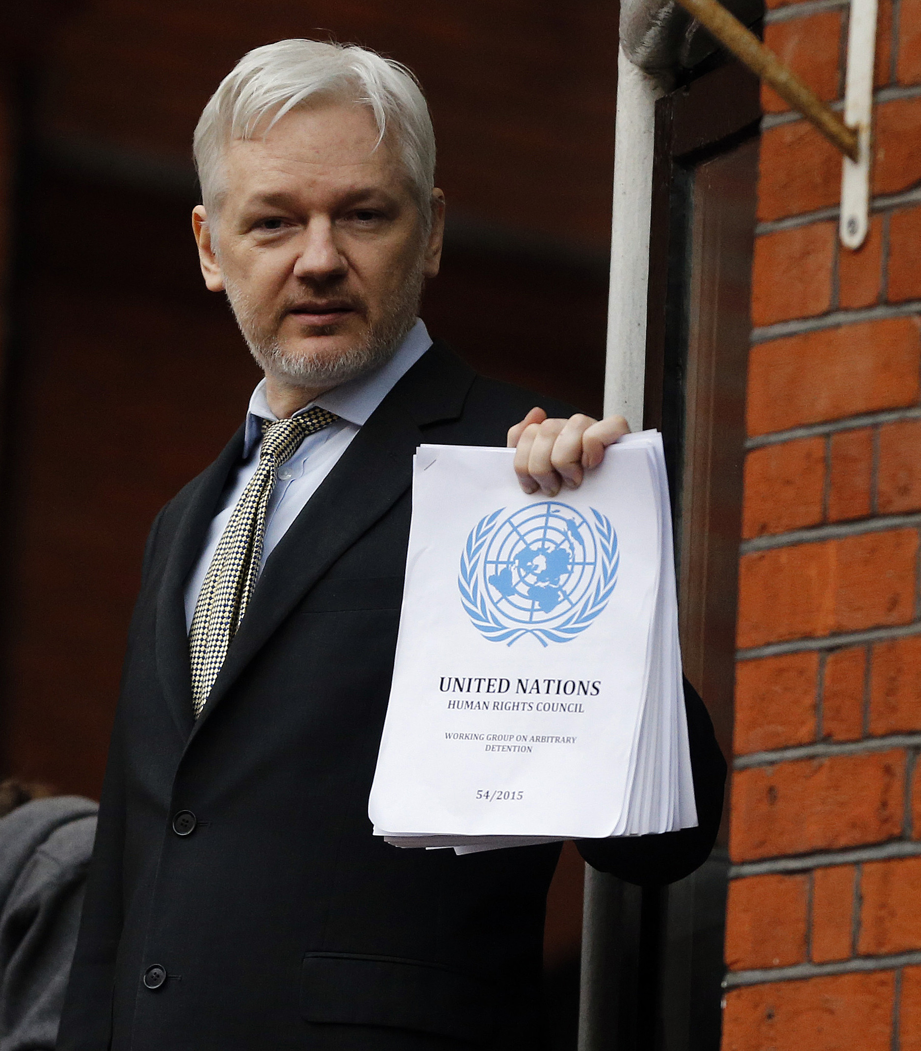 Julian Assange: Before-And-After Pictures Show Profound 