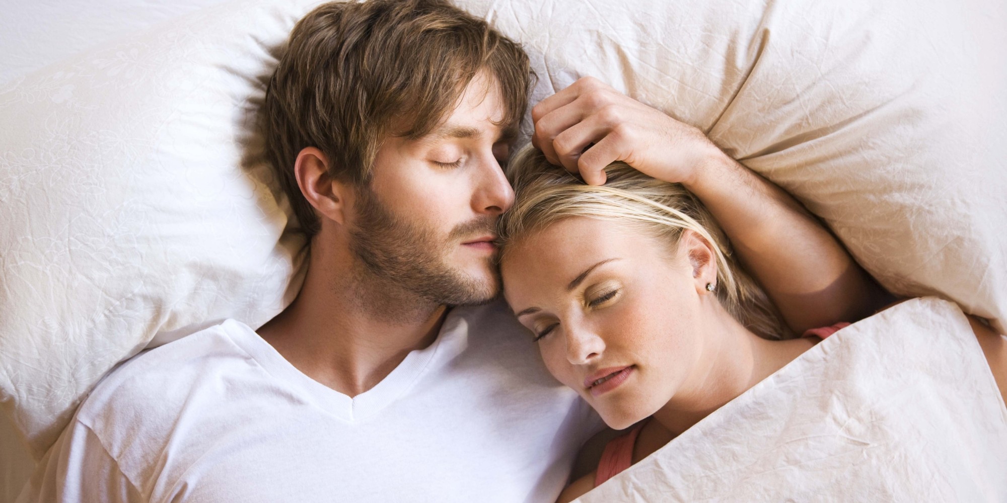 We Asked These Couples To Tell All About What It S Really Like To Sleep With Each Other Huffpost