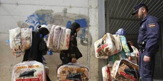 Le Maroc ferme le poste-frontière de Beni Enzar face à l'afflux de contrebandiers