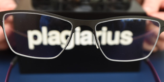 Die gefälschte Brille über dem Original beim "Plagiarius"