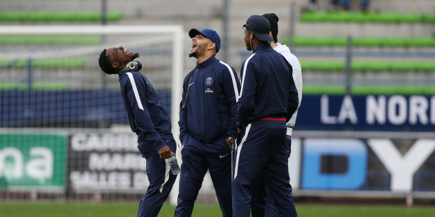 Derrière l'affaire Aurier, la relation compliquée entre footballeurs et réseaux sociaux