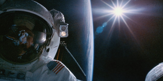 Geständnis der Nasa: Astronauten bemerkten etwas Unerklärliches in der Nähe des Mondes
