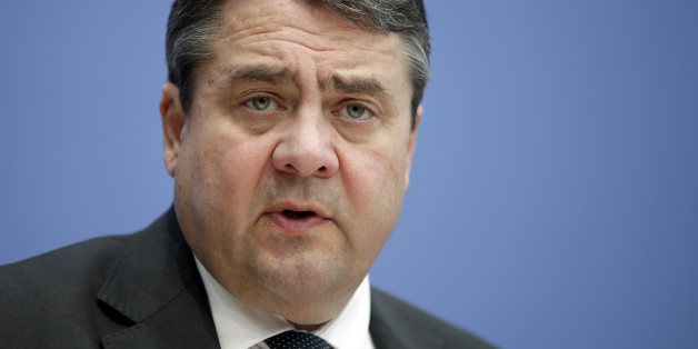 Angesichts der Flüchtlingskrise sieht Gabriel den sozialen Frieden Deutschlands in Gefahr