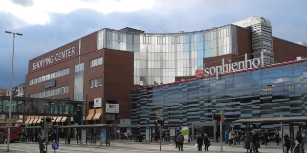 Im Einkaufszentrum Sophienhof in Kiel sollen mehrere Männer Frauen belästigt haben