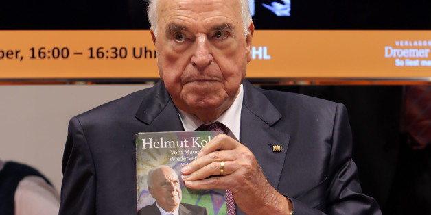 Helmut Kohl bei der Vorstellung seiner Biografie