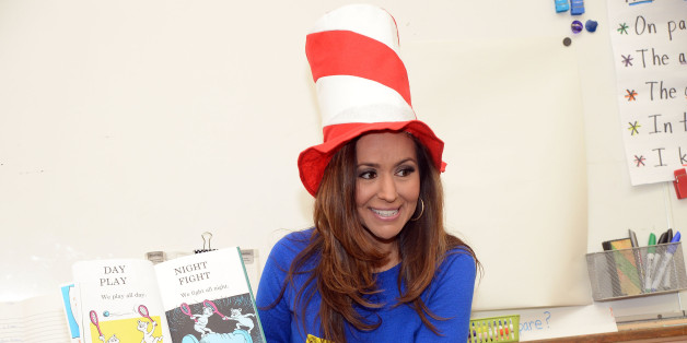 LOS ANGELES, CA - MARCH 03:  KNBC newscaster Annette Arreola reads to students for SAG-AFTRA Foundation BookPALS celebrate Read Across America  on March 3, 2016 in Los Angeles, California.  (Photo by Angela Weiss/Getty Images for SAG-AFTRA Foundation)