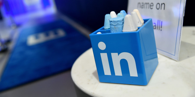 Le PDG de LinkedIn renonce à son bonus de 14 millions de dollars pour le distribuer à ses employés
