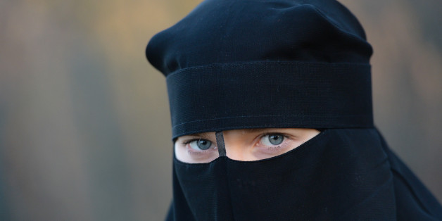 Eine Muslima weigert sich, vor Gericht den Schleier abzulegen