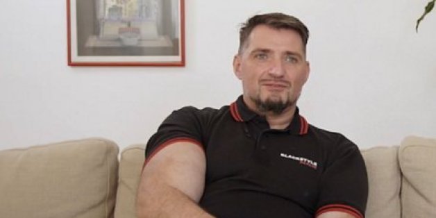 Er wollte immer mehr davon - jetzt wiegt dieses Körperteil schon mehr als vier Kilo