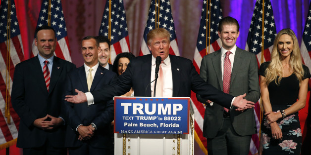 Donald Trump écrase la concurrence en Floride, État-clé des primaires