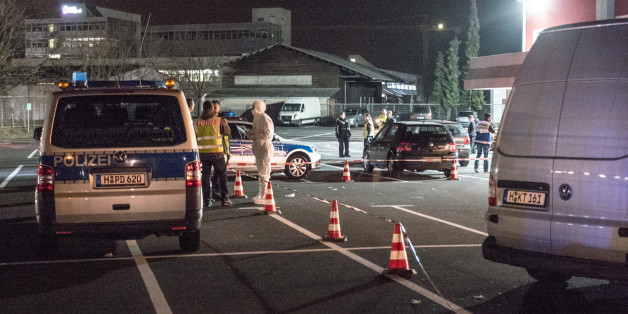 Polizei sichert den Tatort in Hannover