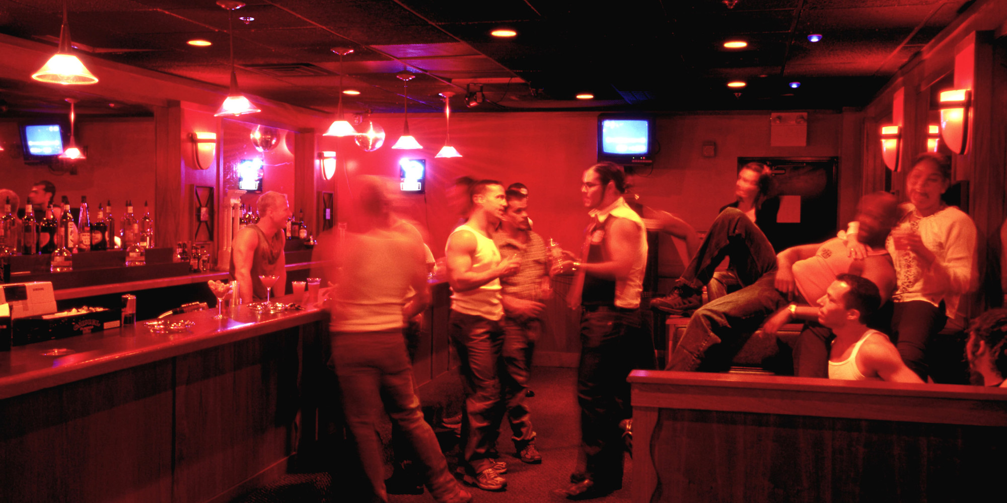 houston gay bars for older crowd