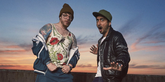 Ab jetzt in der Sitcom "Blockbustaz" zu sehen: Eko Fresh (r.) und Ferris MC