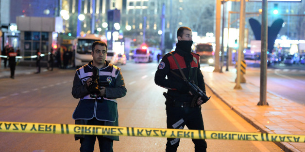 ANKARA, TURKEY - MARCH 13: Police blocks all the roads leading to the scene of an explosion on March 13, 2016 in Ankara, Turkey. The Ankara governor's office has reported that at least 32 people have been killed and over 100 wounded in an explosion in the Turkish capital of Ankara. The explosion is believed to have been a car bomb attack according to Ankara governor Mehmet Kiliclar. (Photo by Defne Karadeniz/Getty Images)