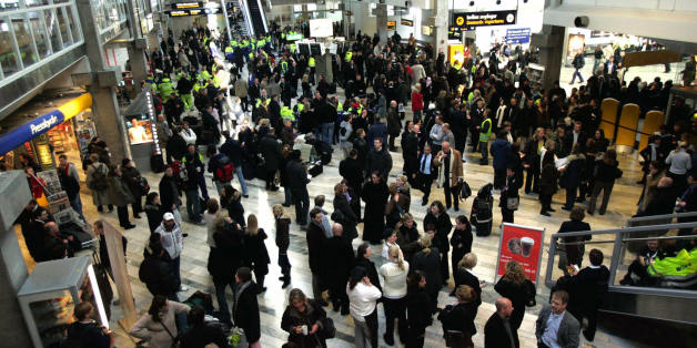 Gothenburg, SWEDEN: Passengers are evacuated to the domestic area of Landvetter Airport outside Gothenburg 07 March 7 2006. Authorities evacuated parts of the airport after thieves robbed a passenger plane that had just landed from London and left a suspicious package that police said appeared to be a bomb. AFP PHOTO / MANS LANGHJELM (Photo credit should read MANS LANGHJELM/AFP/Getty Images)