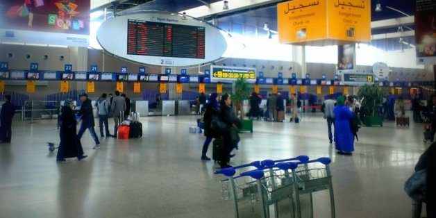Non, les porteurs de bagages à l'aéroport de Casablanca n'ont pas été licenciés mais...