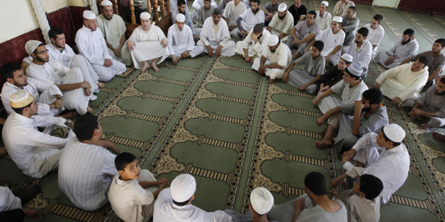 Loin de la politique, l'apprentissage du coran à la Zaouïa Ait Koufi aout 2012 (archives)